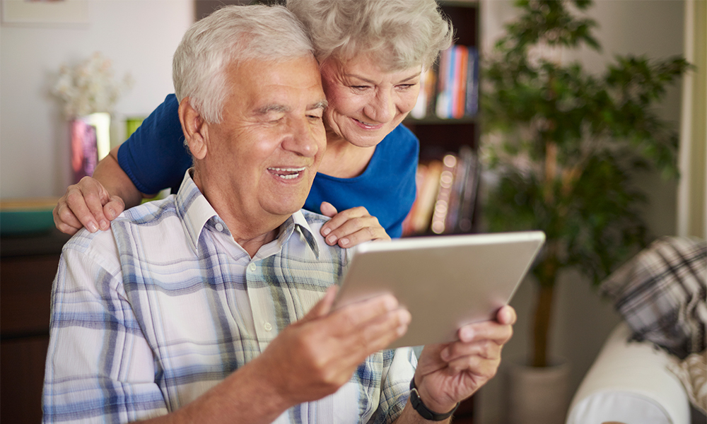 ¿Cuáles son los beneficios de una casa inteligente para el adulto mayor?